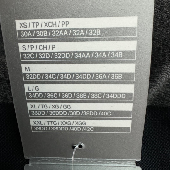 Under Armour Women’s Plus Size 1X Black Gray Logo Mid Crossback Sports Bra New - Picture 10 of 12